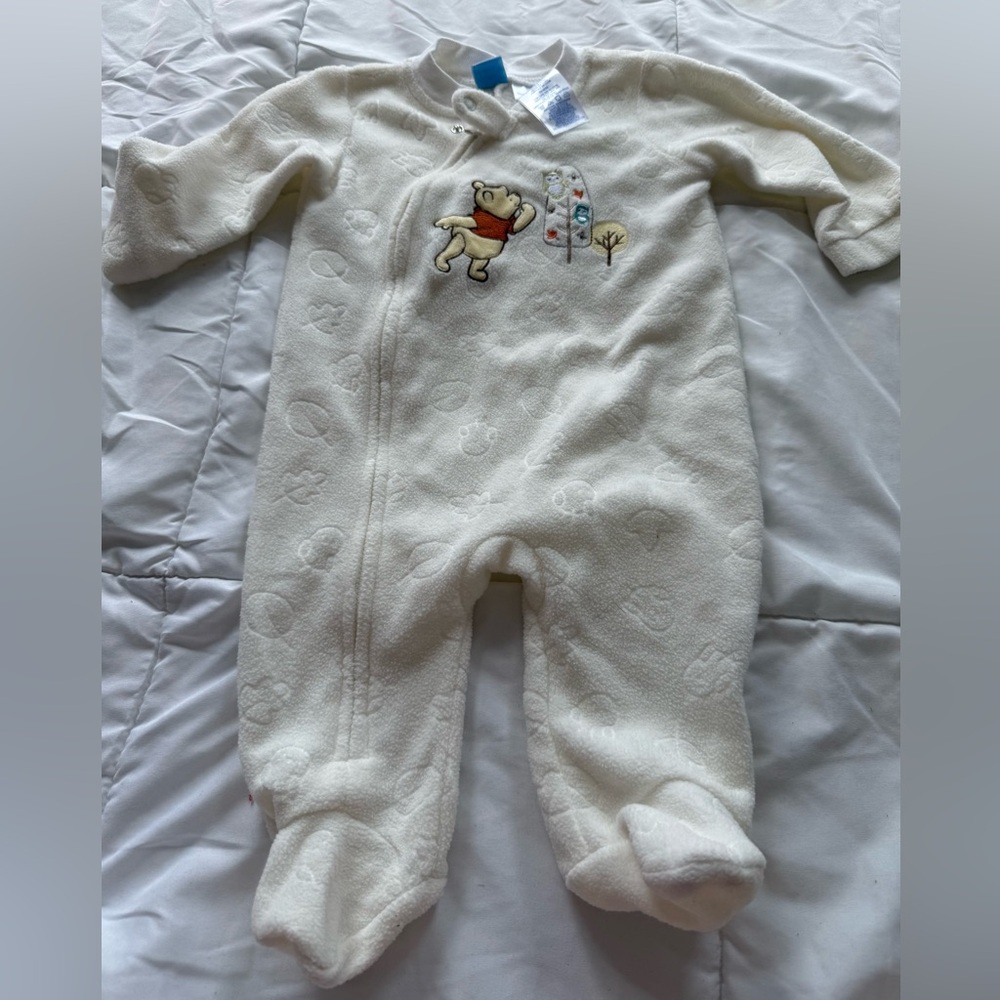 Disney Baby Boy Girl Winnie the Pooh Off White Cream Winter Onesie Footie - Picture 1 of 3